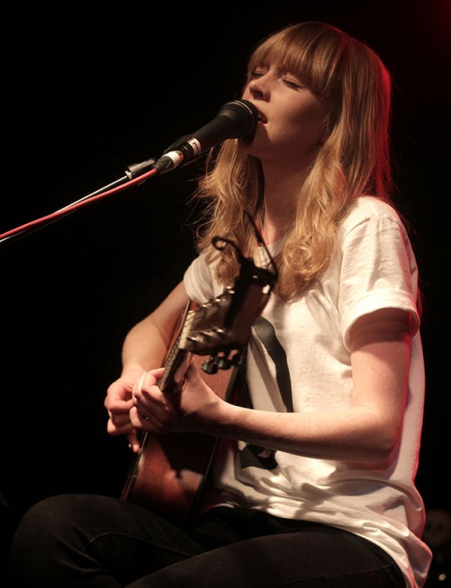 20121028-lucy-rose-sheffield-plug-robin-linton-5462