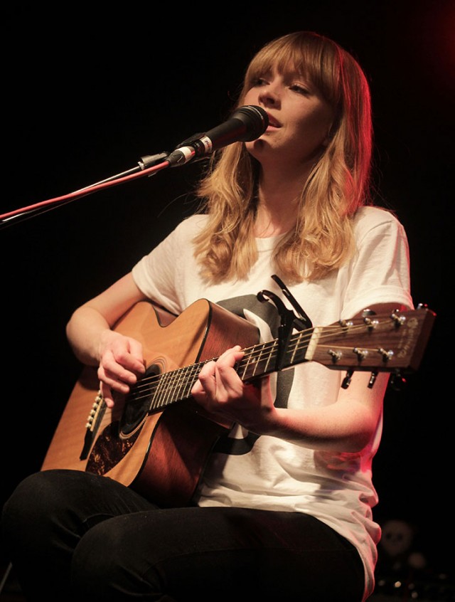 20121028-lucy-rose-sheffield-plug-robin-linton-5482